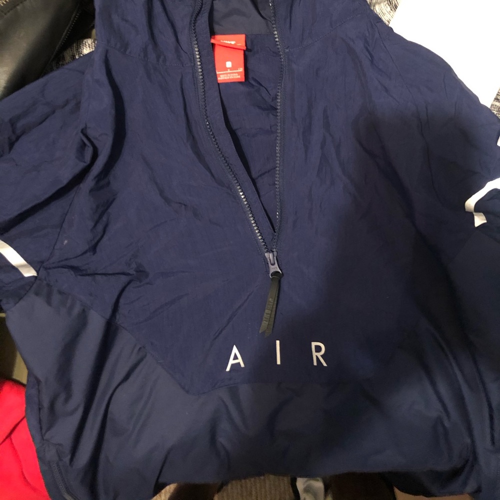 Nike windbreaker